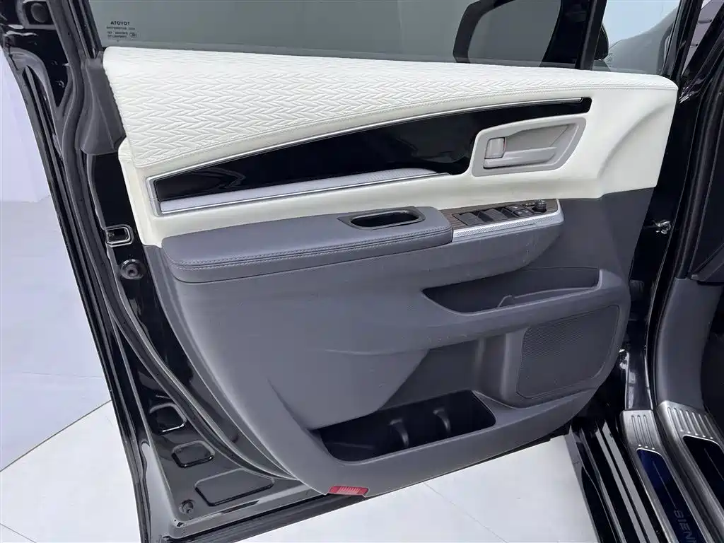 Toyota Toyota Sienna 2024 2.5L Hybrid Comfort Edition 2024 - thumbnail 19