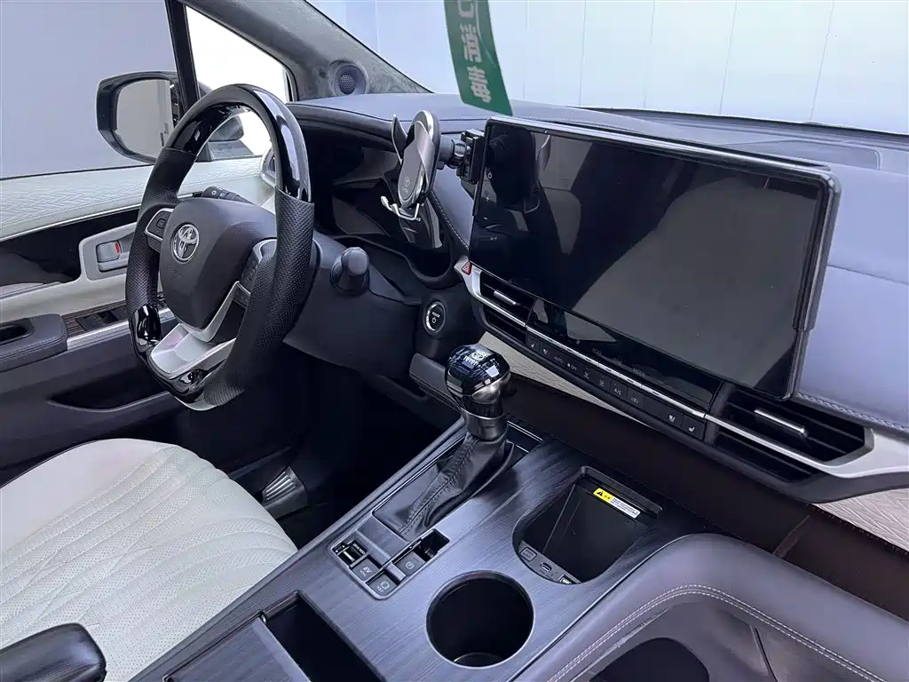 Toyota Toyota Sienna 2024 2.5L Hybrid Comfort Edition 2024 - thumbnail 27