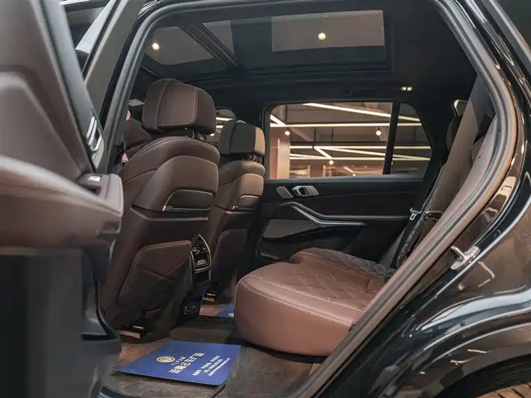 BMW BMW X5 2022 LCI xDrive40Li M Sport Package 2023 - thumbnail 17