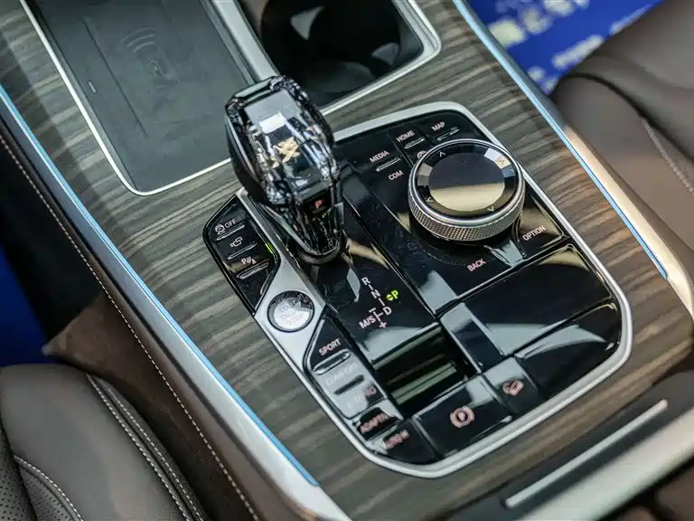 BMW BMW X5 2022 LCI xDrive40Li M Sport Package 2023 - thumbnail 28