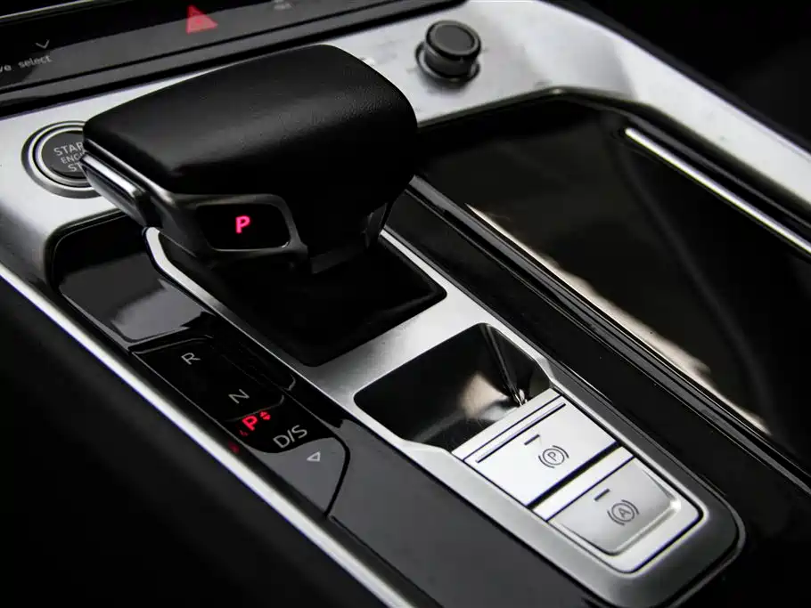 Audi Audi Q6 2024 40 TFSI quattro Guanyun Edition Yulin Package 7-Seater 2024 - thumbnail 22