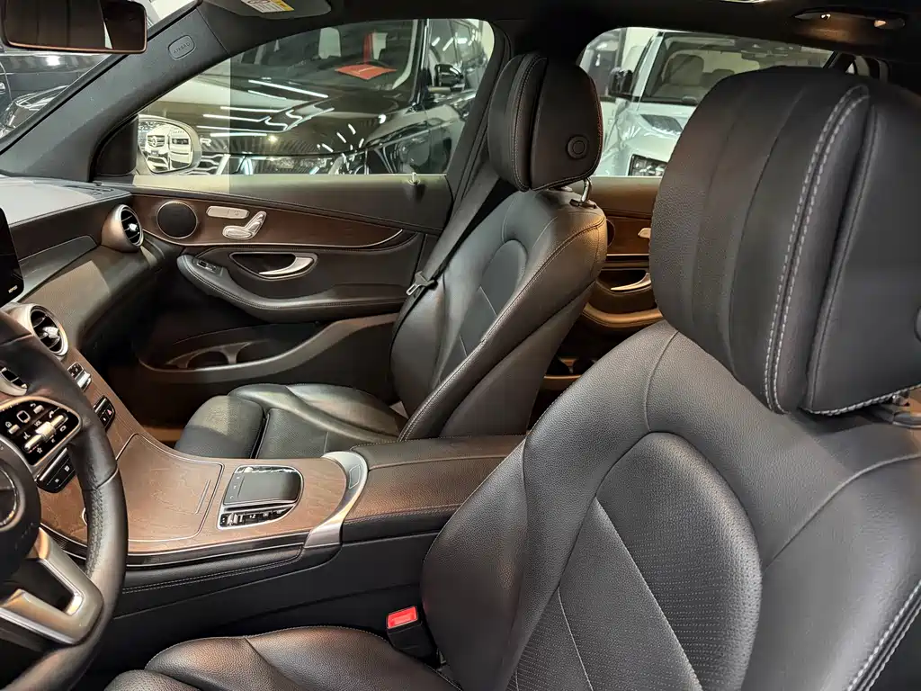 Mercedes-Benz Mercedes-Benz GLC 2021 GLC 260 L 4MATIC Luxury 2020 - thumbnail 12