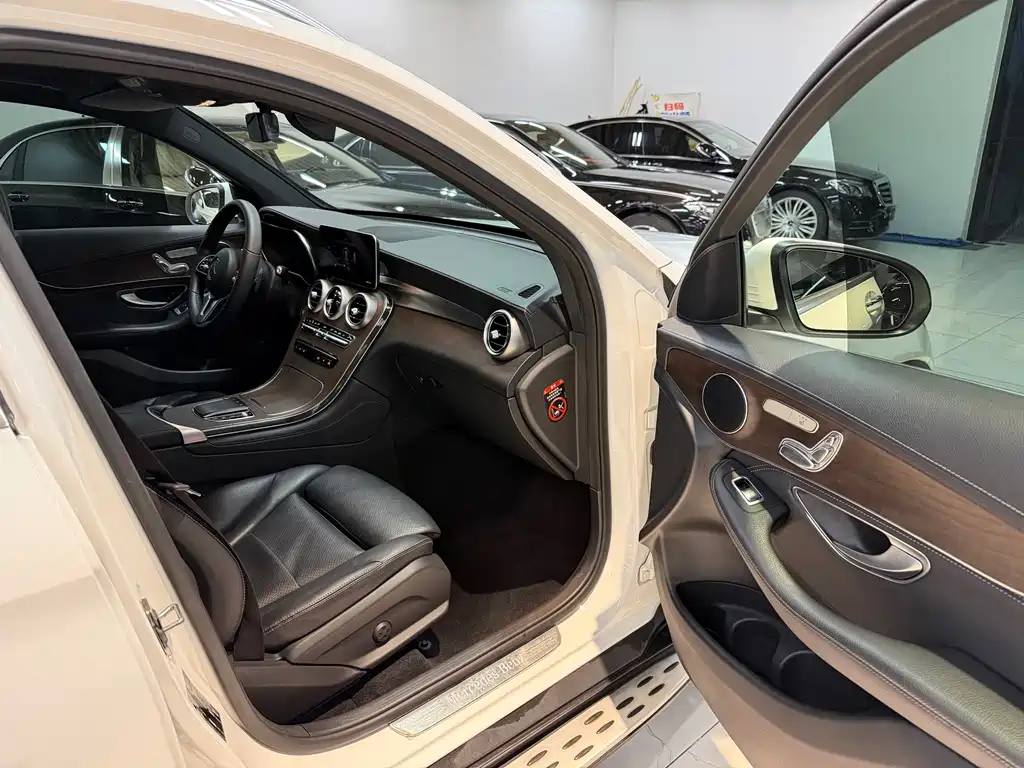 Mercedes-Benz Mercedes-Benz GLC 2021 GLC 260 L 4MATIC Luxury 2020 - thumbnail 15