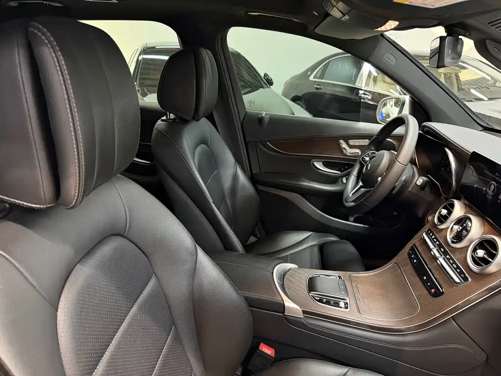 Mercedes-Benz Mercedes-Benz GLC 2021 GLC 260 L 4MATIC Luxury 2020 - thumbnail 19