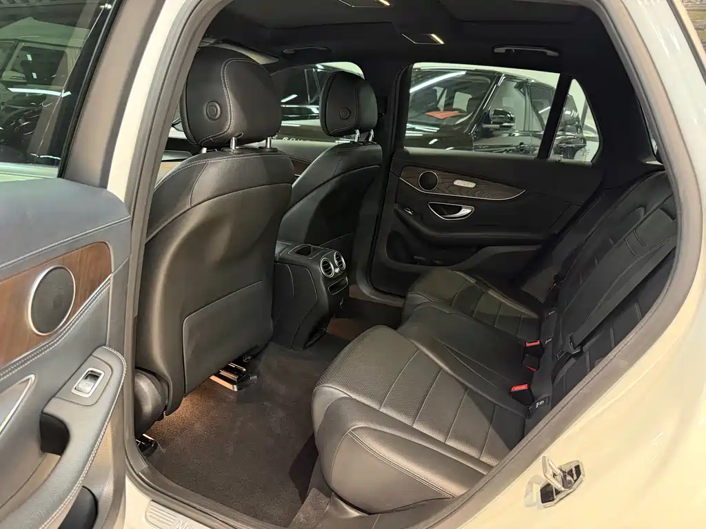 Mercedes-Benz Mercedes-Benz GLC 2021 GLC 260 L 4MATIC Luxury 2020 - thumbnail 26