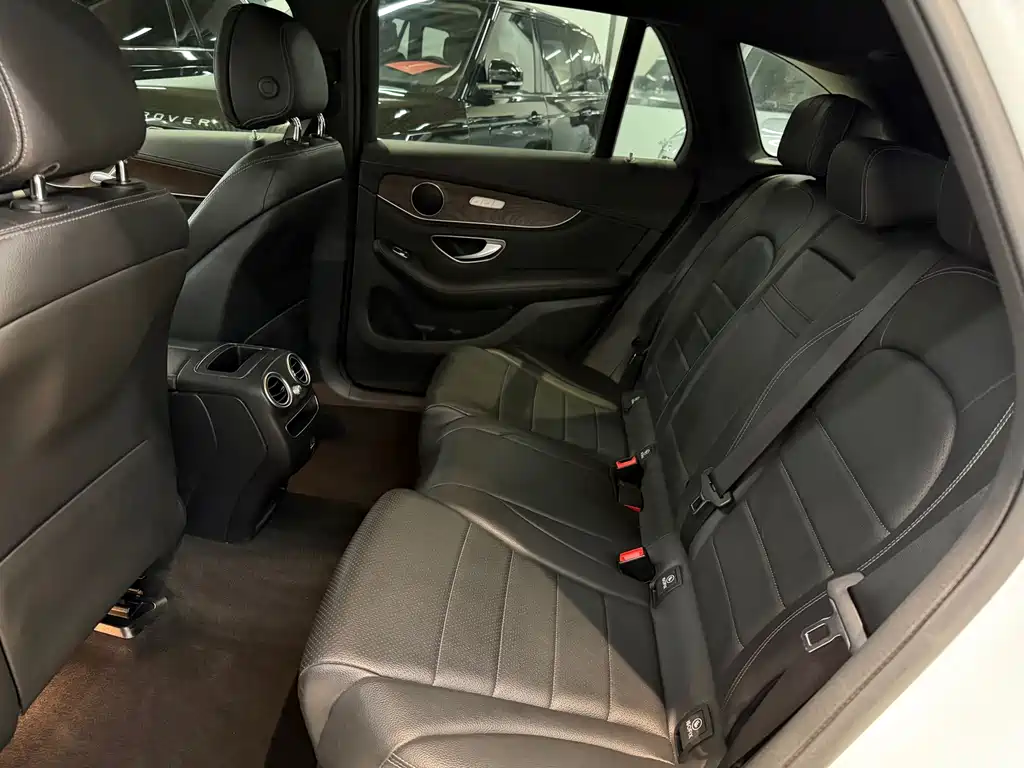 Mercedes-Benz Mercedes-Benz GLC 2021 GLC 260 L 4MATIC Luxury 2020 - thumbnail 28