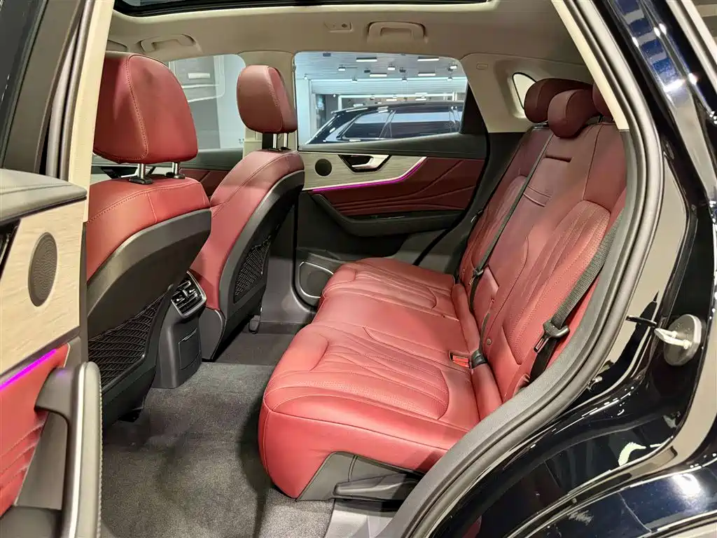 Hongqi Hongqi HS5 2025 2.0T FWD Xuanying Edition 2024 - thumbnail 20