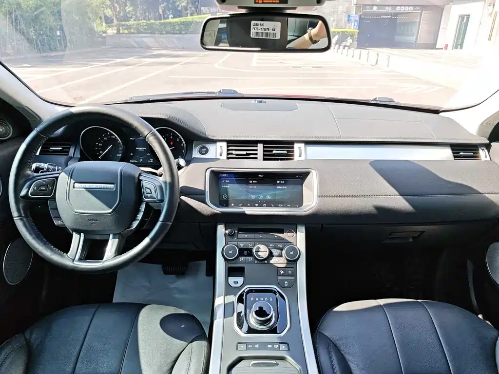 Land Rover Range Rover Evoque 2018 240PS SE Dynamic 2019 - thumbnail 7