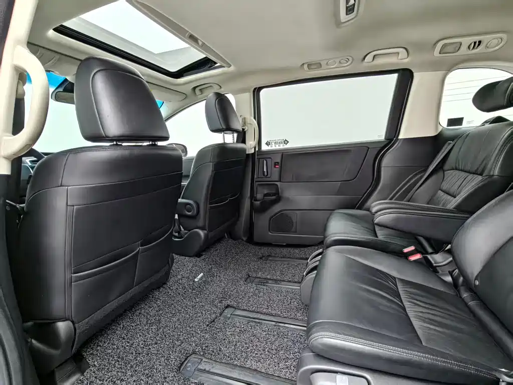 Honda Odyssey 2019 2.0L Hybrid Zhi Xiang Edition 2020 - thumbnail 10