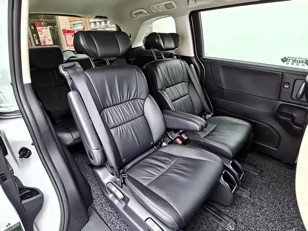 Honda Odyssey 2019 2.0L Hybrid Zhi Xiang Edition 2020 - thumbnail 11