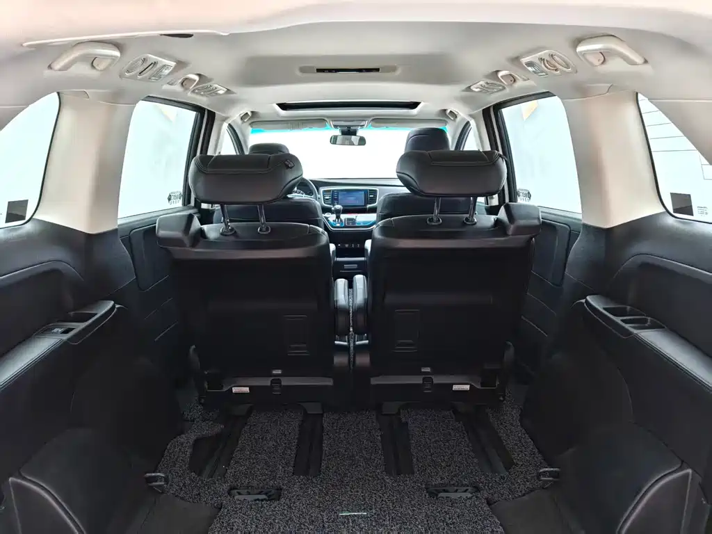 Honda Odyssey 2019 2.0L Hybrid Zhi Xiang Edition 2020 - thumbnail 13