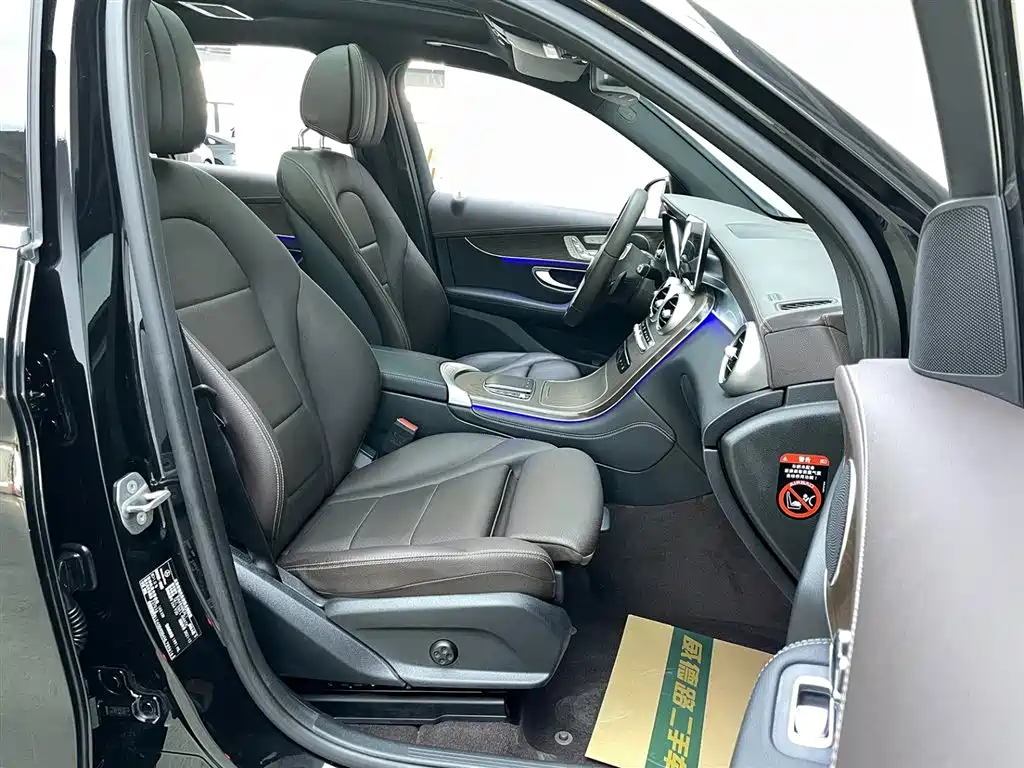 Mercedes-Benz Mercedes-Benz GLC 2021 GLC 260 L 4MATIC Luxury Edition 2022 - thumbnail 19