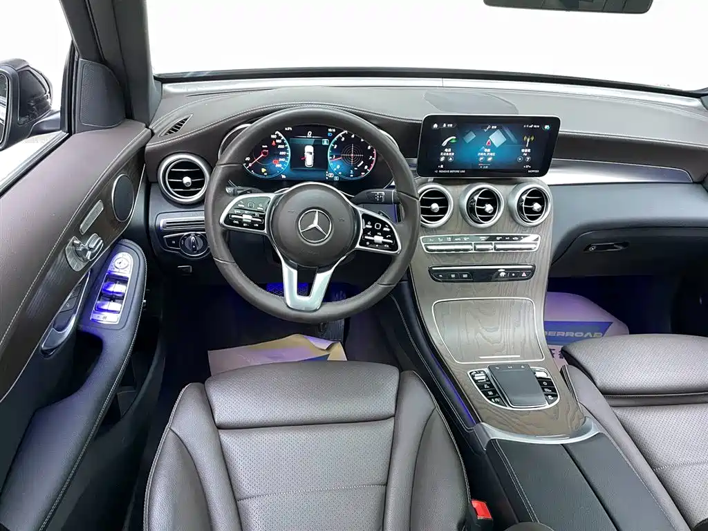 Mercedes-Benz Mercedes-Benz GLC 2021 GLC 260 L 4MATIC Luxury Edition 2022 - thumbnail 27