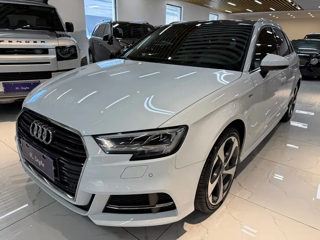 Audi Audi A3 Sportback 40 TFSI 2018 - thumbnail 2