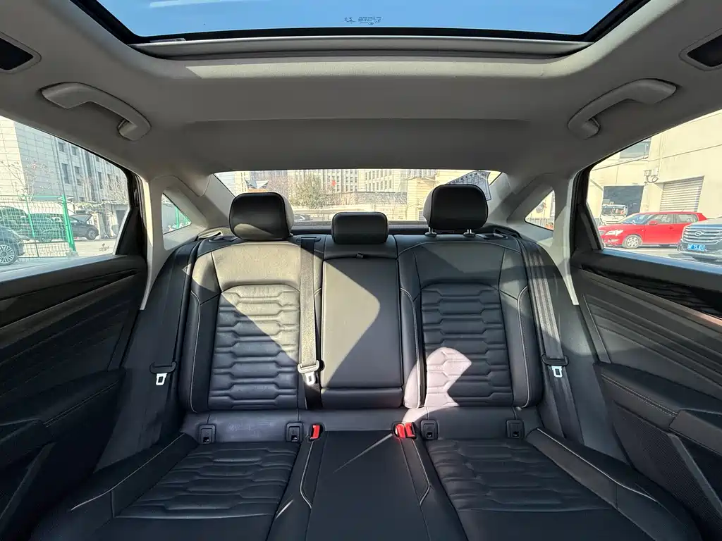 Volkswagen Volkswagen Passat 2021 330TSI Elite Edition 2021 - thumbnail 21