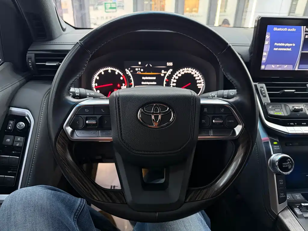 Toyota Land Cruiser (Import) LC300 2023 3.5T VX-R 2024 - thumbnail 10