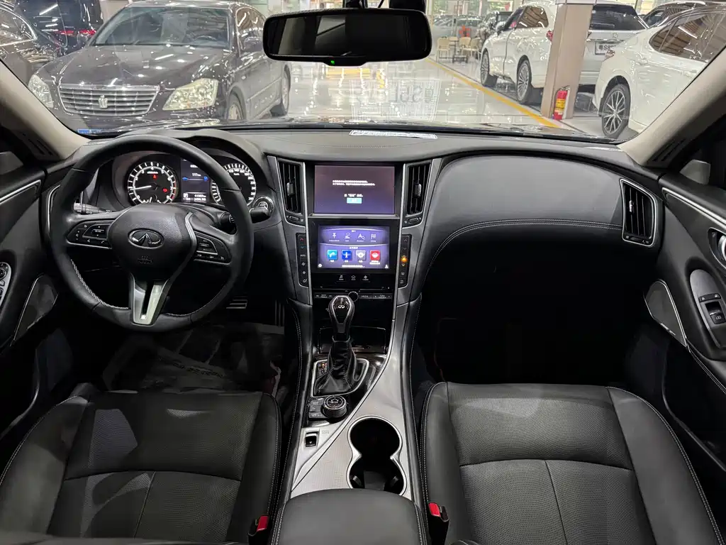 Infiniti Infiniti Q50L 2019 2.0T 30th Anniversary Limited Edition 2020 - thumbnail 4