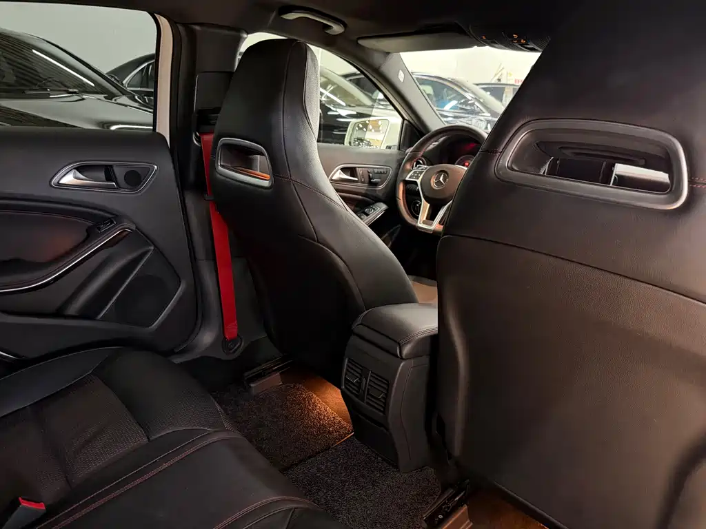 Mercedes-Benz Mercedes-Benz A-Class (imported) 2016 A 260 Sport 2016 - thumbnail 13