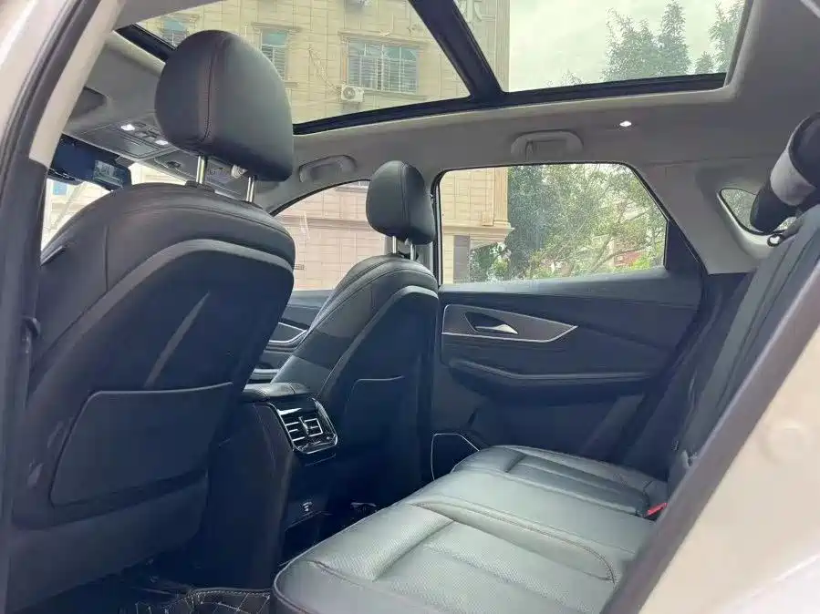 Dongfeng Forthing Forthing T5 EVO 2021 1.5TD DCT Platinum Edition 2022 - thumbnail 5