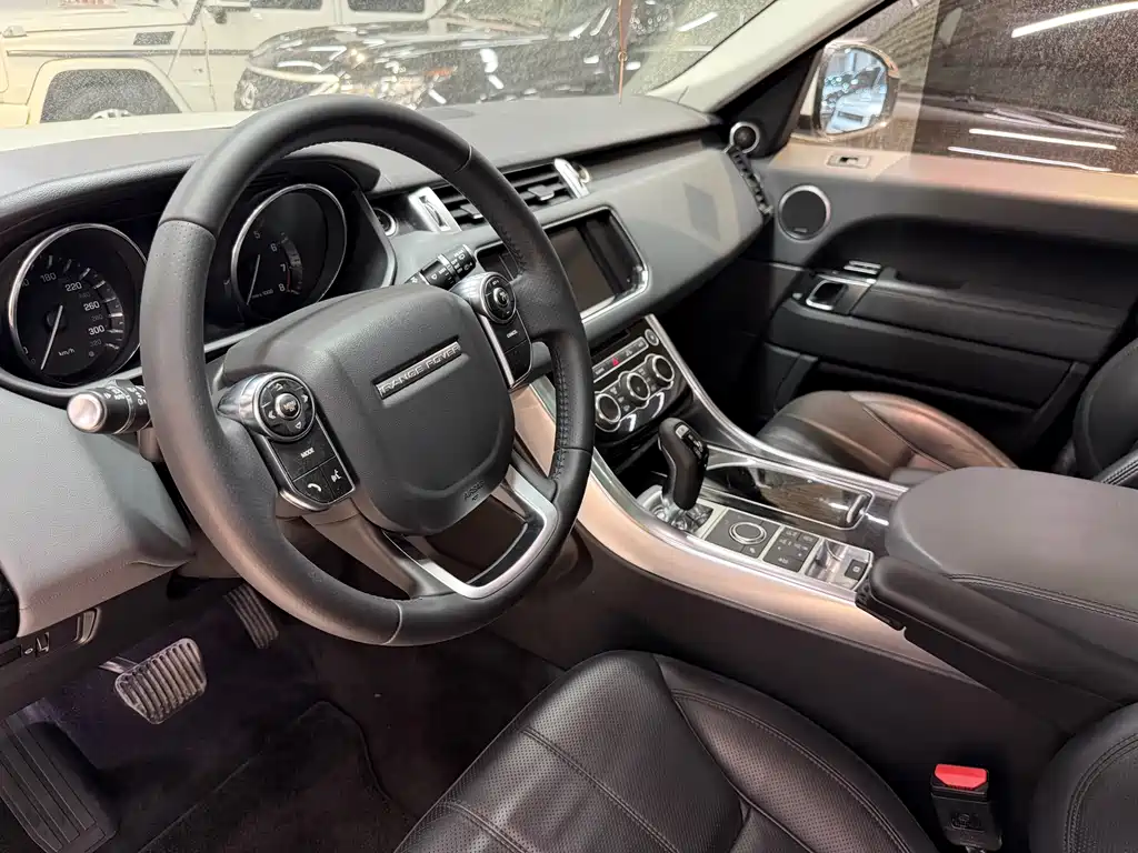 Land Rover Range Rover Sport 2015 3.0 SC V6 HSE 2015 - thumbnail 5