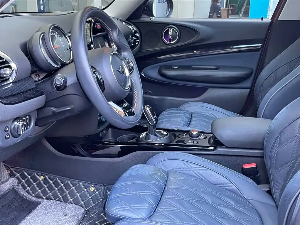 MINI MINI Clubman 2019 1.5T Cooper Connoisseur 2020 - thumbnail 6