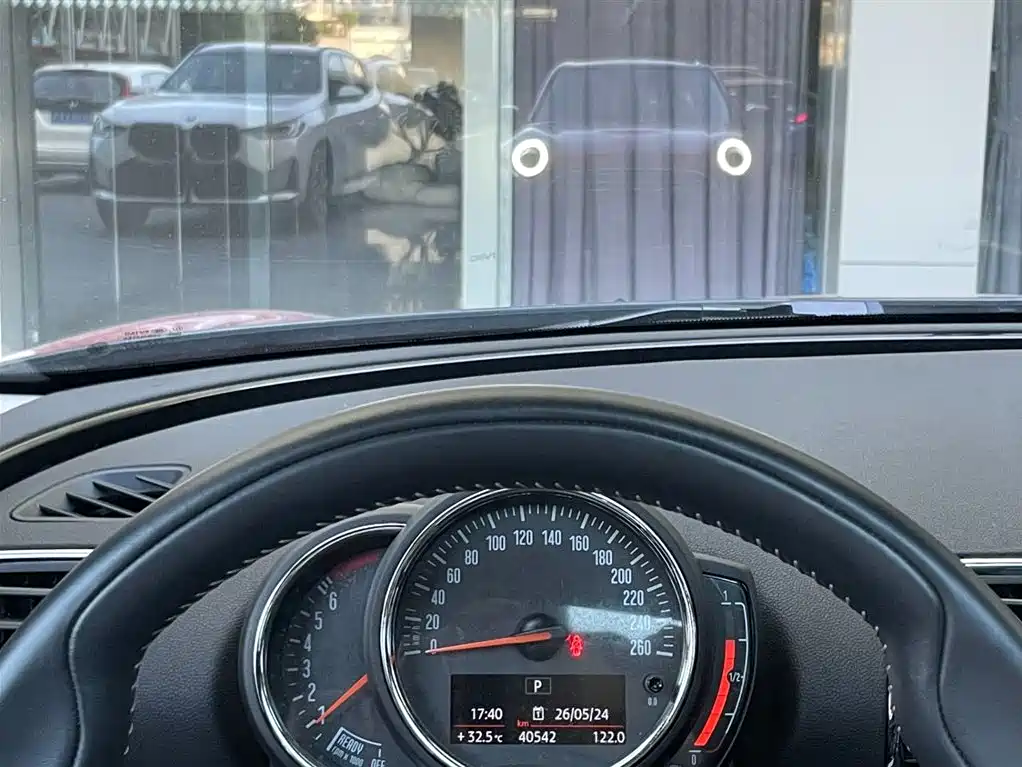 MINI MINI Clubman 2019 1.5T Cooper Connoisseur 2020 - thumbnail 11
