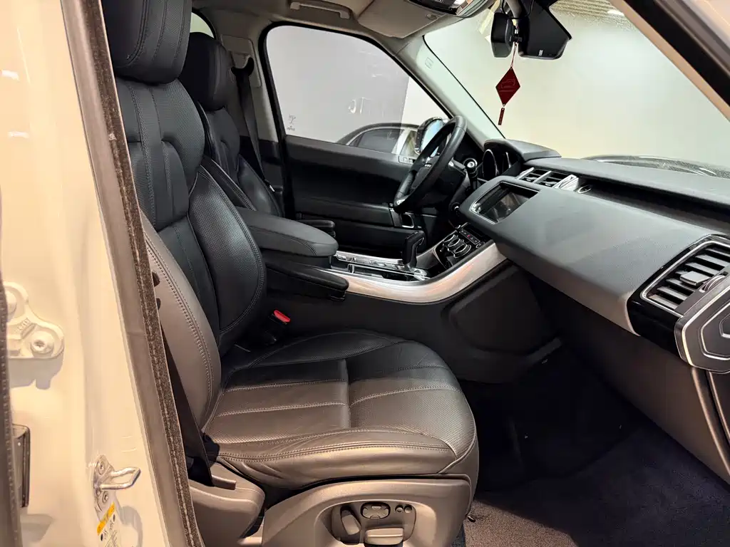 Land Rover Range Rover Sport 2015 3.0 SC V6 HSE 2015 - thumbnail 24