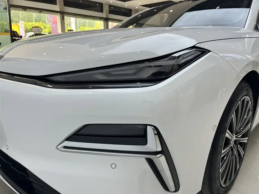 Geely Galaxy Geely Galaxy Starship 8 2025 130km EM-P Starship Edition 2025 - thumbnail 5