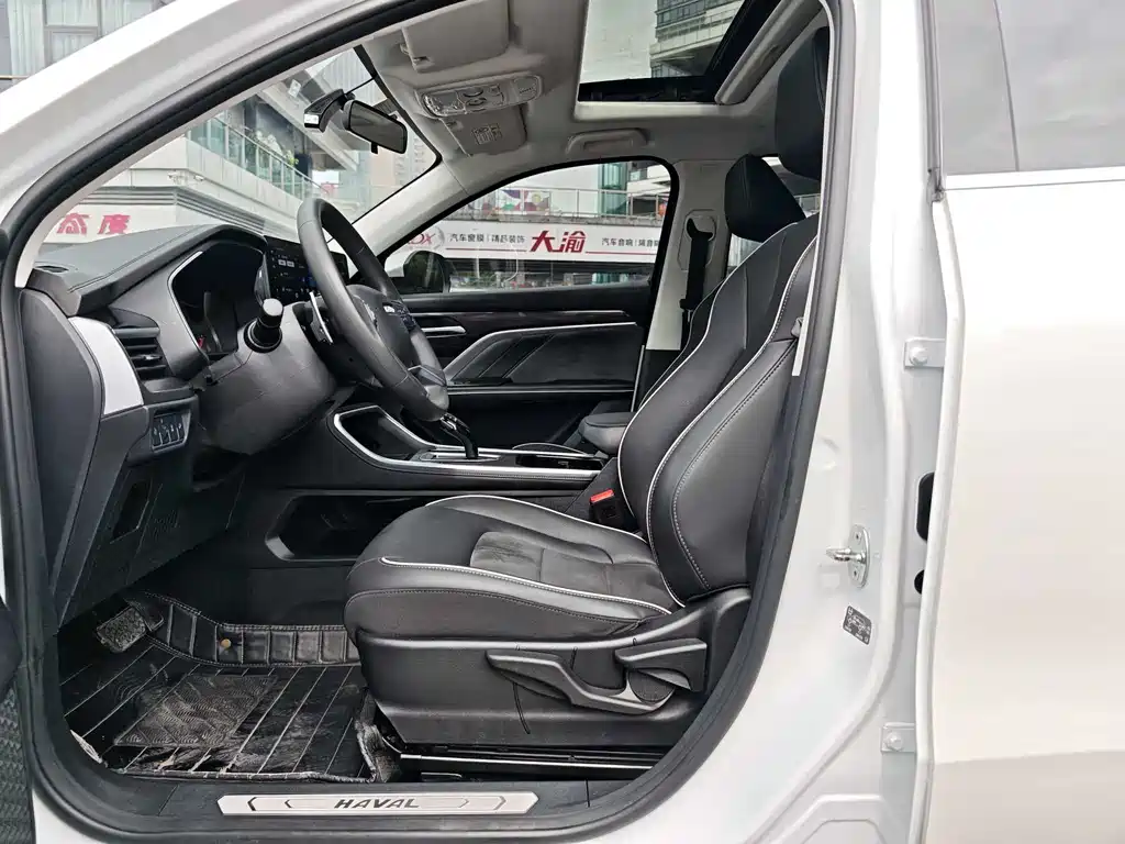 Haval Haval H6 2023 Guochao Edition 1.5T Automatic Urban Edition 2024 - thumbnail 5