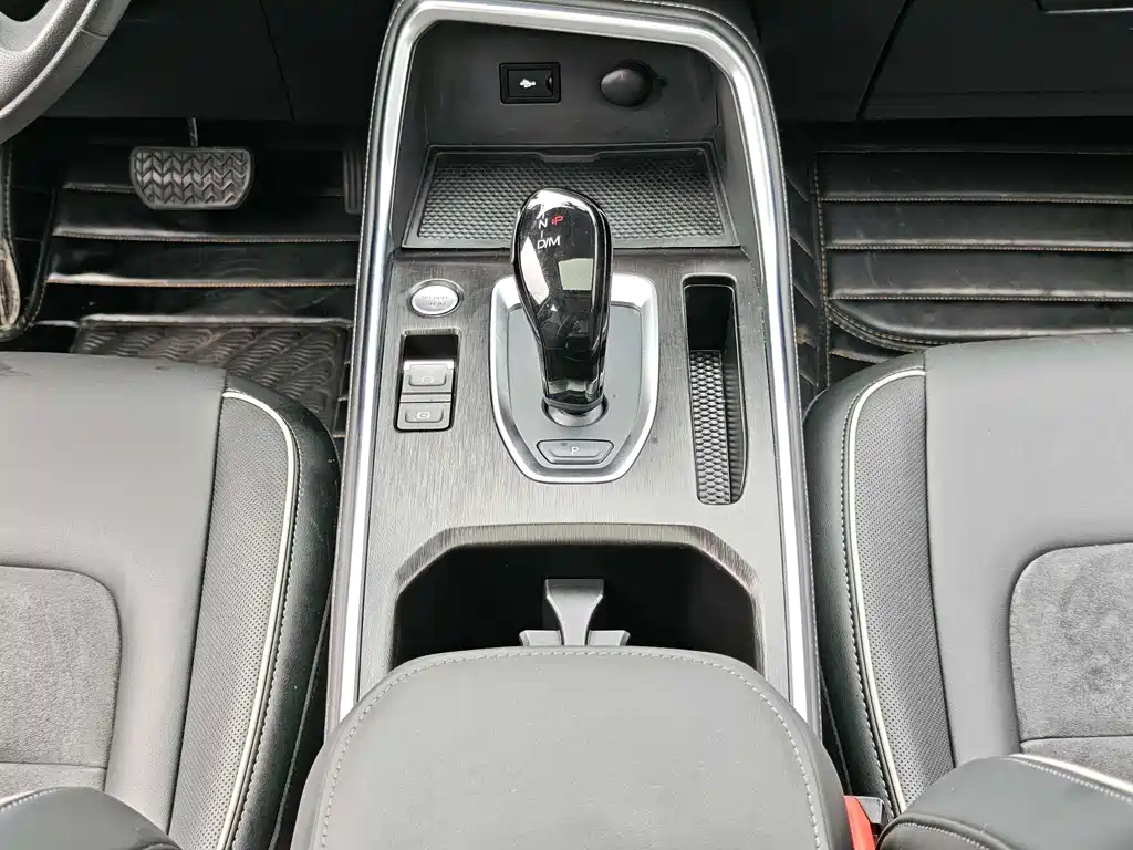Haval Haval H6 2023 Guochao Edition 1.5T Automatic Urban Edition 2024 - thumbnail 25