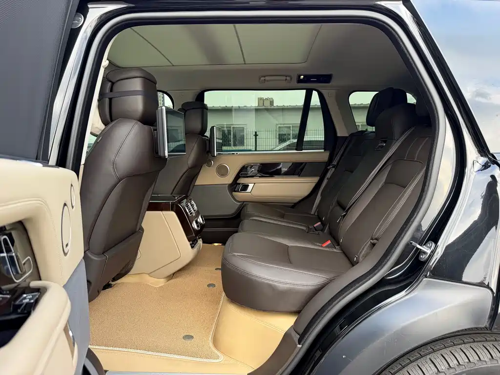 Land Rover Range Rover 2022 3.0 L6 400PS Autobiography LWB Classic Edition 2022 - thumbnail 16