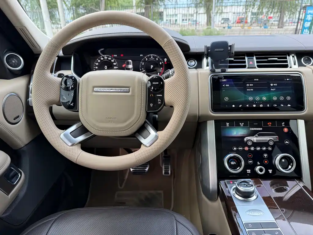 Land Rover Range Rover 2022 3.0 L6 400PS Autobiography LWB Classic Edition 2022 - thumbnail 19