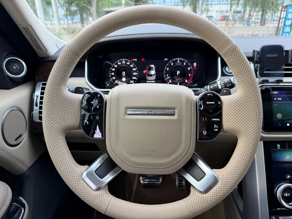 Land Rover Range Rover 2022 3.0 L6 400PS Autobiography LWB Classic Edition 2022 - thumbnail 21