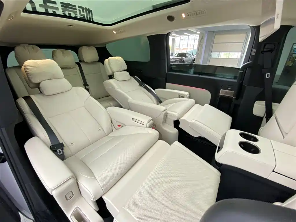 Li Auto Li Auto MEGA 2025 Home Family Special Edition 2025 - thumbnail 11