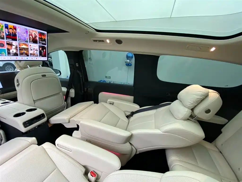 Li Auto Li Auto MEGA 2025 Home Family Special Edition 2025 - thumbnail 12