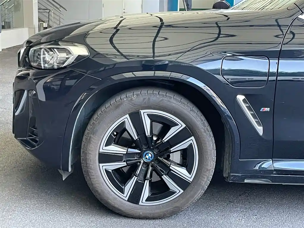 BMW BMW iX3 2023 Leading Edition 2023 - thumbnail 7