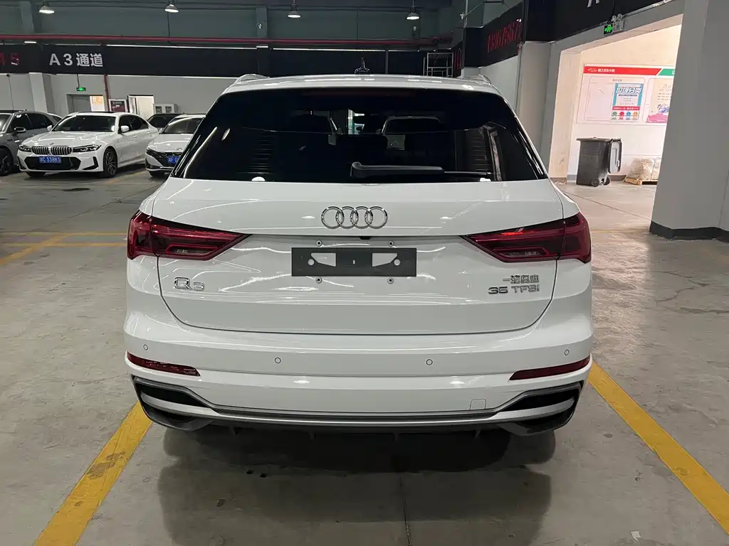 Audi Audi Q3 2022 35 TFSI Fashion Dynamic 2022 - thumbnail 5