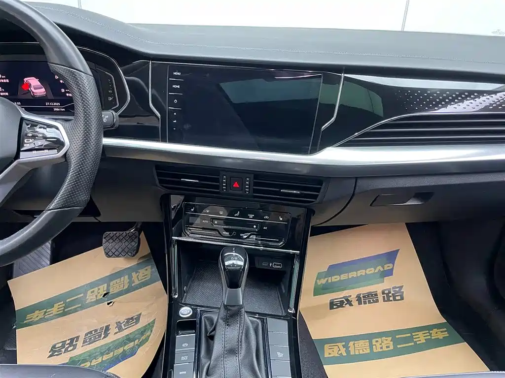Volkswagen Passat PHEV 2023 430PHEV Hybrid Elite Edition 2024 - thumbnail 22