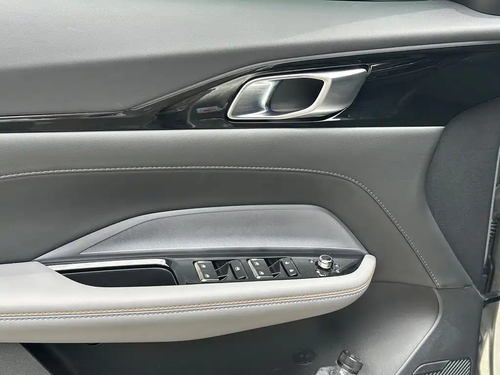 Changan Oshan Changan Oshan Z6 iDD 2023 Flagship PLUS 2024 - thumbnail 12