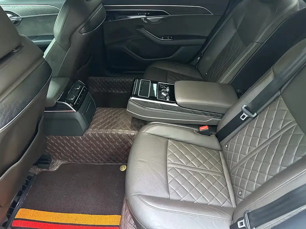 Audi Audi A8L 2021 50 TFSI quattro Comfort 2021 - thumbnail 17