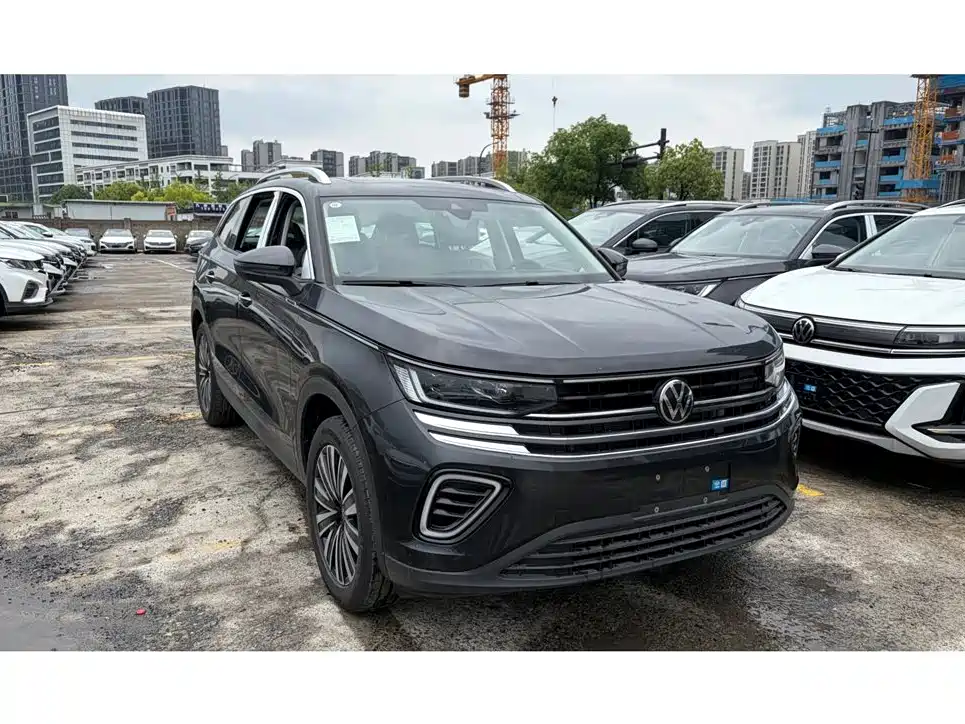 Volkswagen Volkswagen Tavendor 2026 330TSI Luxury Touring Edition 2026 - thumbnail 2