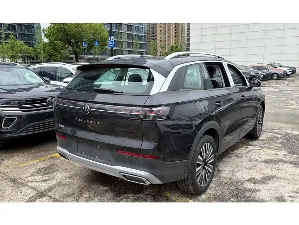 Volkswagen Volkswagen Tavendor 2026 330TSI Luxury Touring Edition 2026 - thumbnail 4