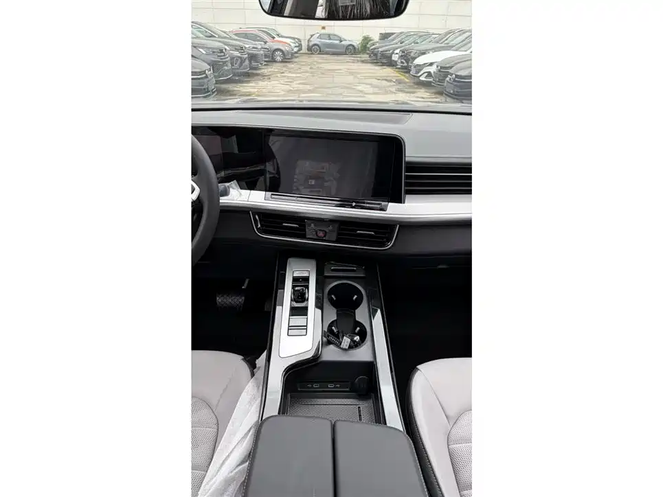 Volkswagen Volkswagen Tavendor 2026 330TSI Luxury Touring Edition 2026 - thumbnail 10