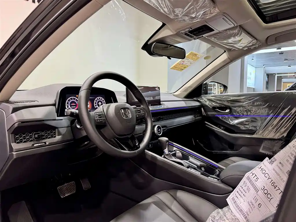 Honda Accord 2025 Sport Series 260TURBO Luxury Edition 2026 - thumbnail 29