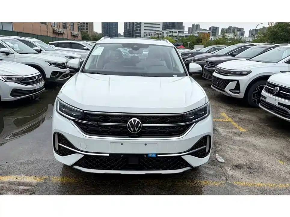 Volkswagen Tayron X 2024 330TSI FWD Premium High-Energy Edition 2026 - thumbnail 4