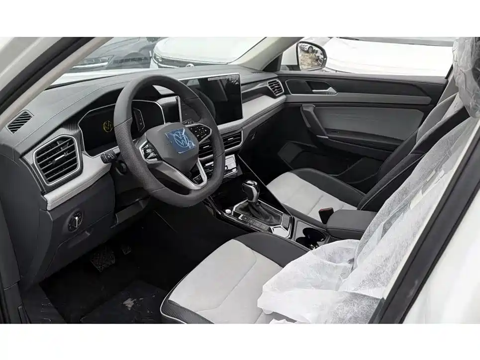 Volkswagen Tayron X 2024 330TSI FWD Premium High-Energy Edition 2026 - thumbnail 10