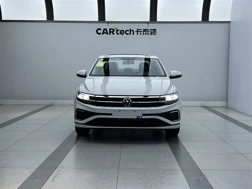 Volkswagen Bora 2025 Facelift 200TSI DSG Yuexing Navigation Edition 2026 - thumbnail 2