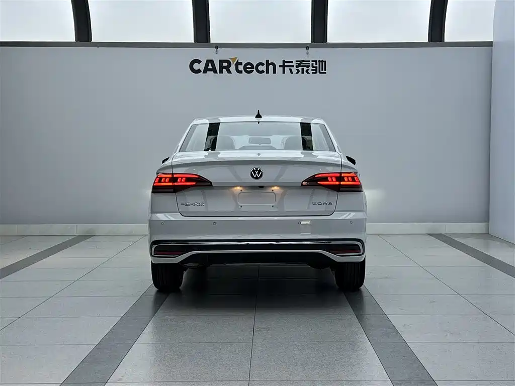 Volkswagen Bora 2025 Facelift 200TSI DSG Yuexing Navigation Edition 2026 - thumbnail 3