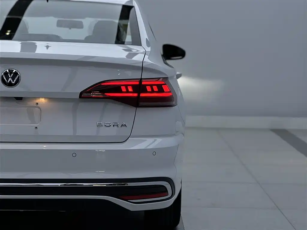Volkswagen Bora 2025 Facelift 200TSI DSG Yuexing Navigation Edition 2026 - thumbnail 9