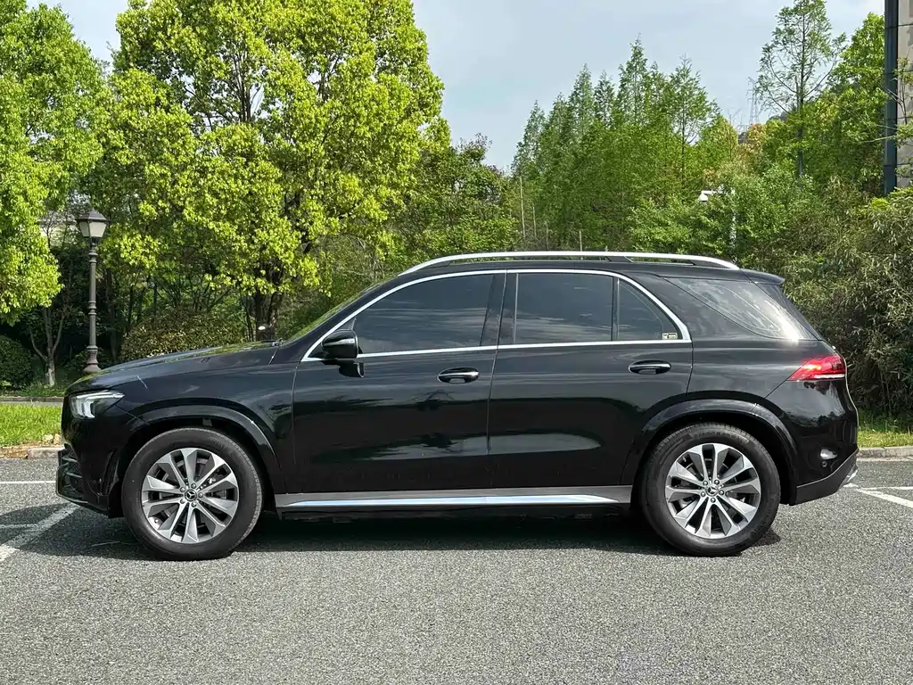 Mercedes-Benz Mercedes-Benz GLE 2023 GLE 350 4MATIC Fashion Edition 2023 - thumbnail 4